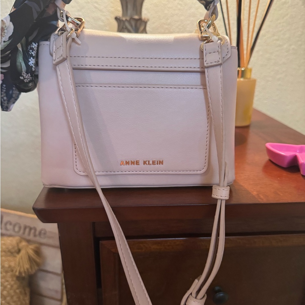 Anne Klein Blush Mini Bag with Floral Scarf - Picture 4 of 9